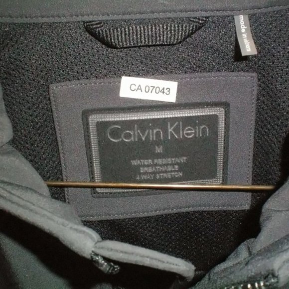 Calvin Klein Men’s Water Resistant Breathable 4-Way Stretch Jacket Size M - Picture 2 of 3